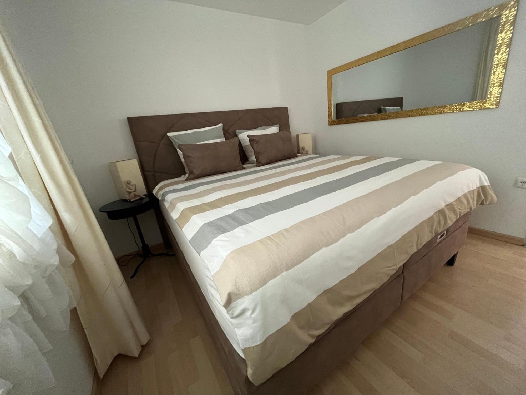 Apartments Villa Slavica Ičići Exterior foto